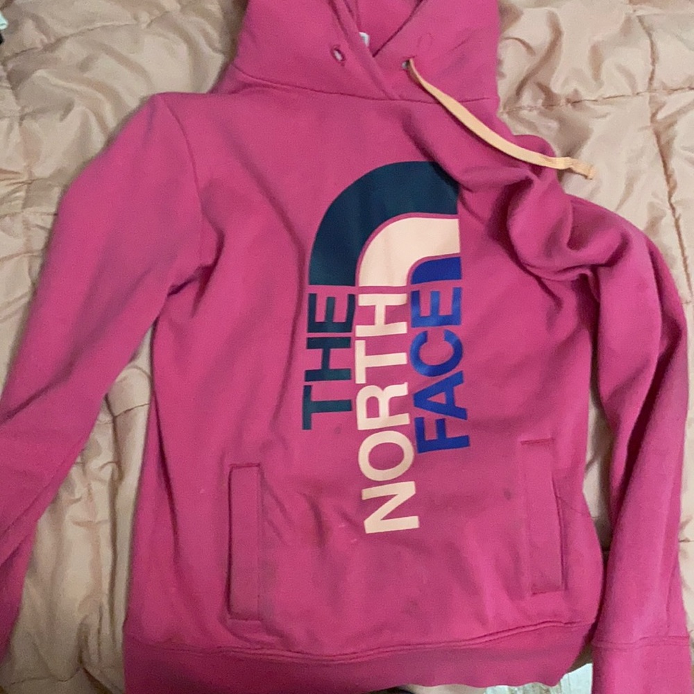 pink north face hoodie